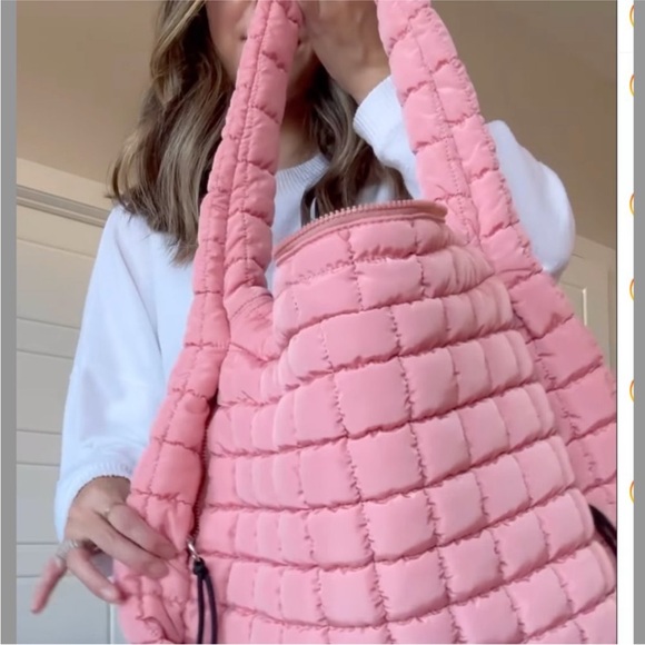 Free People FP Movement Quilted Carryall ballet slipper pink NEW tote bag - Picture 4 of 10